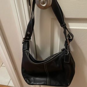 Coach black leather purse with adjustable strap